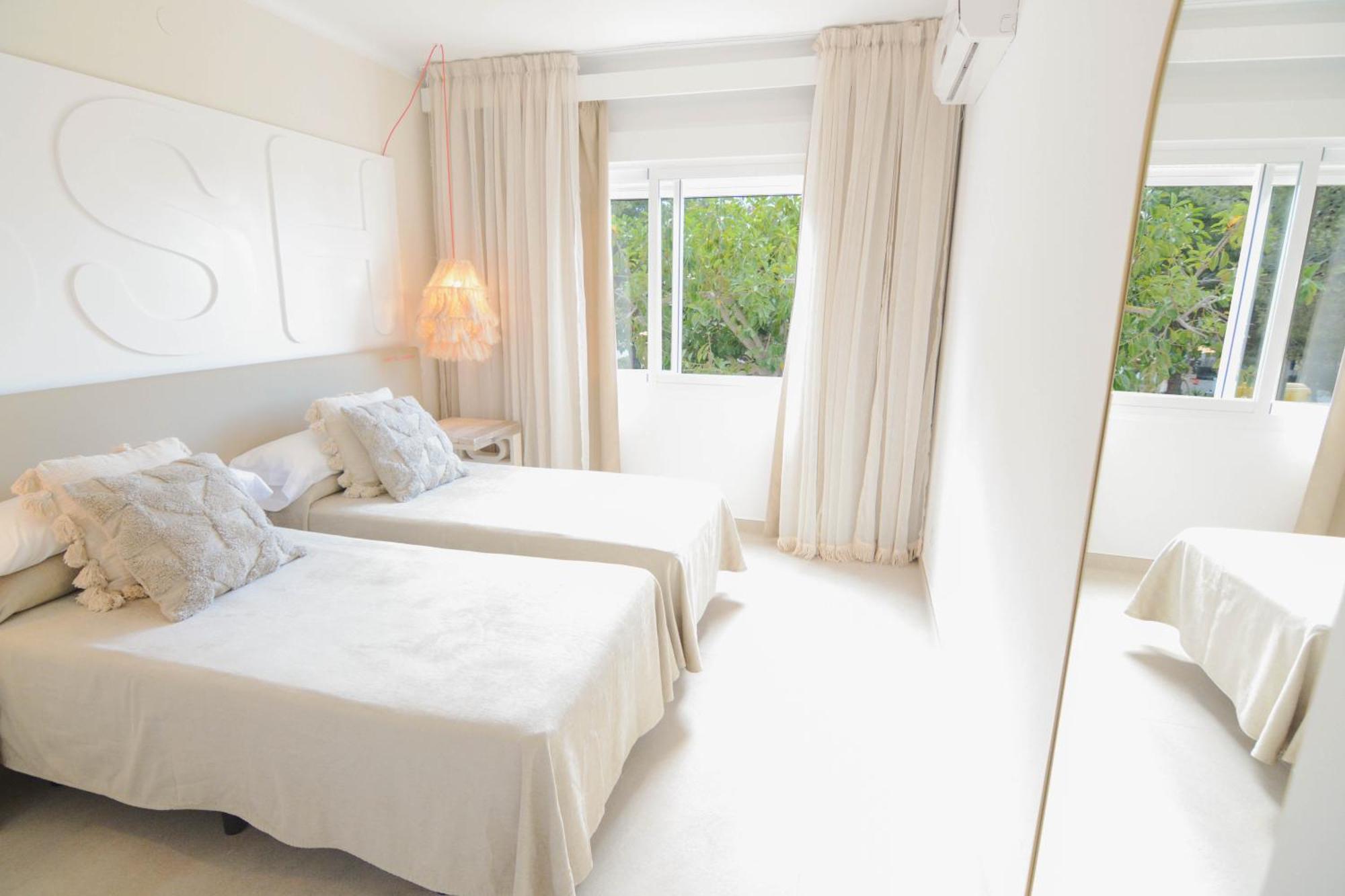 Secret Oasis Ibiza-Only Adults Aparthotel San Antonio  Exterior foto